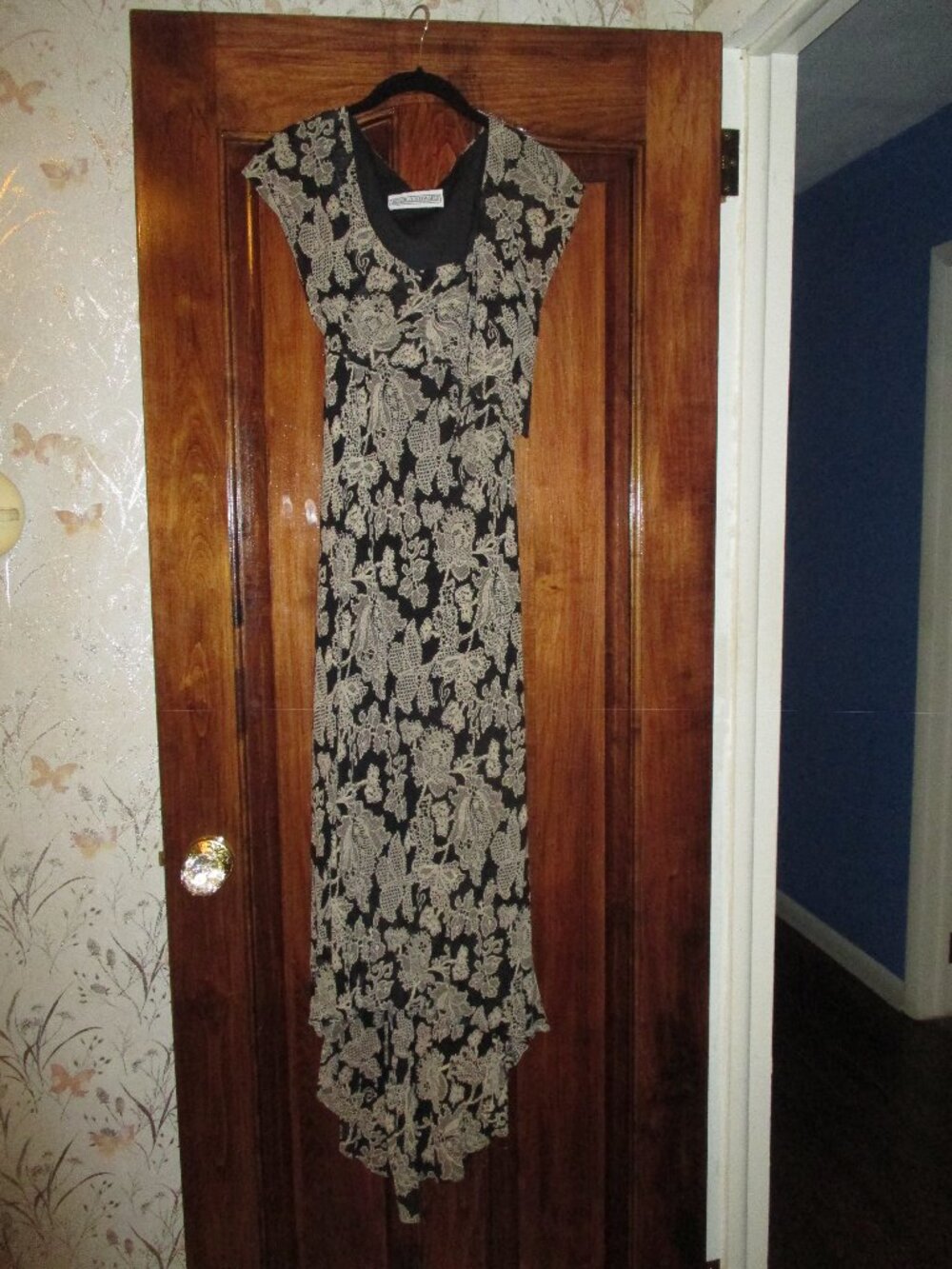 Lace Look Dress - Picture 4 of 10